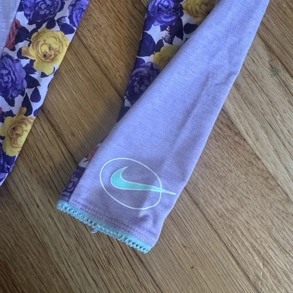 Floral Purples Nike Kids Leggings - Picture 2 of 4